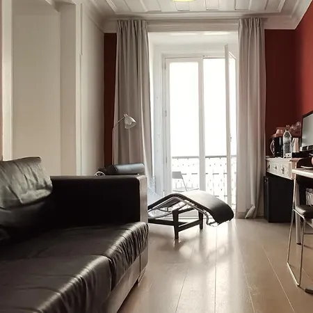 Apartment Chiado *